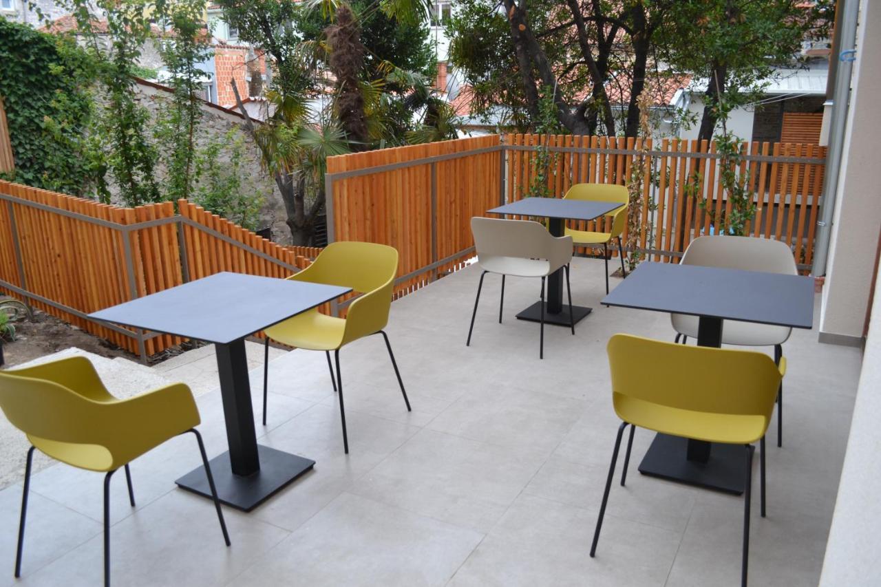 Pula Residence Rooms And Apartments Old City Center Exterior photo